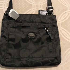 NW T coach crossbody